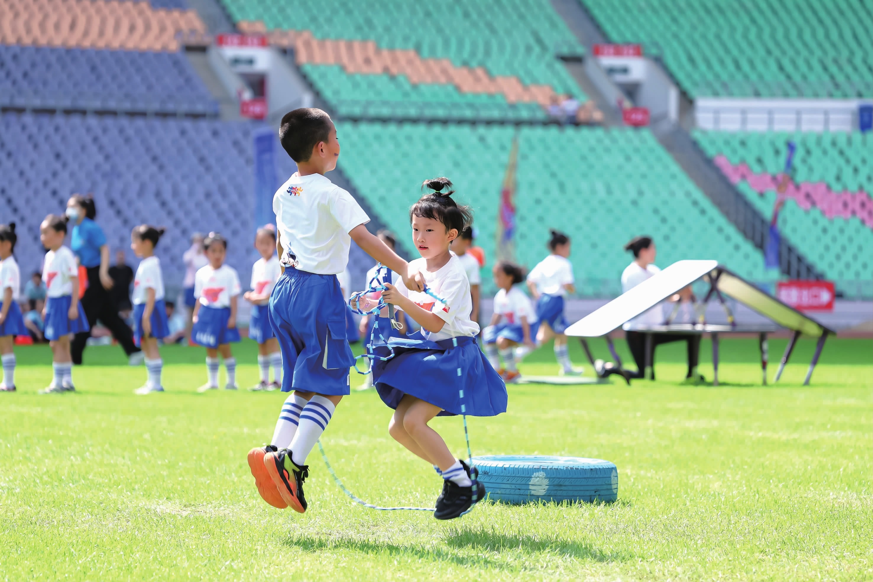 高清：英超曼联1-1西汉姆 红魔攻击线哑火